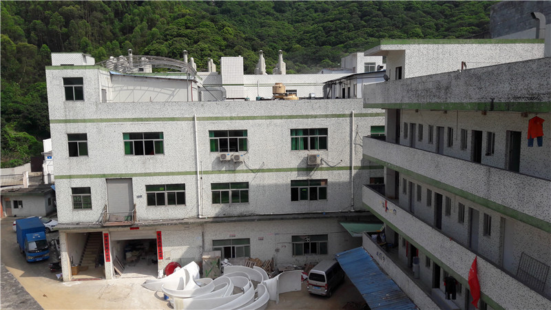 玻璃钢材料在房屋建筑工程中的应用与实体工厂解析